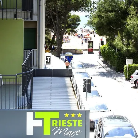 Hotel Trieste Mare 3*